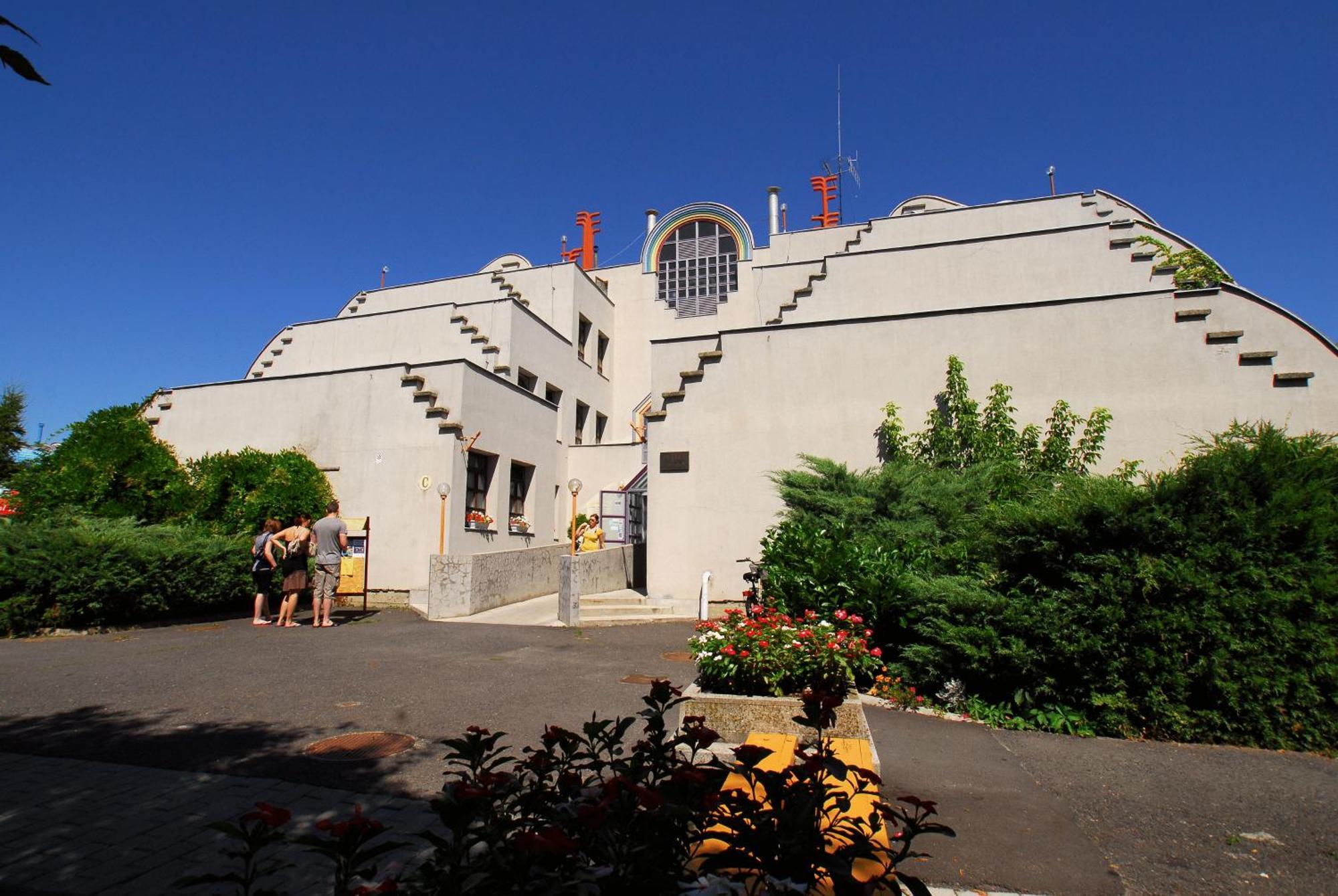 Hoforras Hotel Gyula Exteriör bild